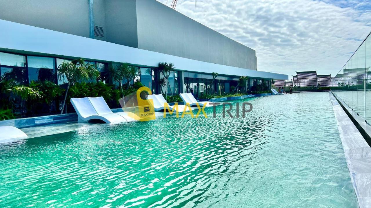 Maxtrip Homestay Luxury - Beachfront - Infinity Pool Вунг Тау Екстериор снимка